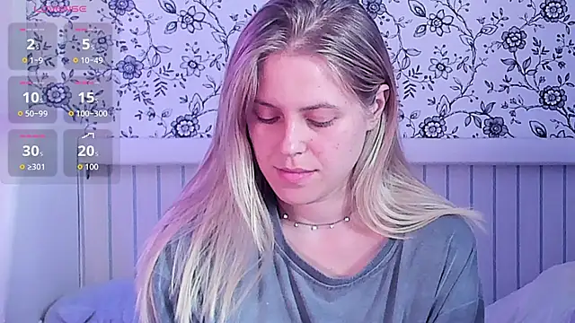 Snapshot of AngelAnty chatting on July 2026 10:13:02 AM AngelAnty online show from July 2026 10:13:02 AM