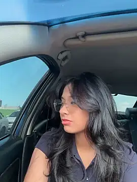 lynn9000 online show from November 2025 07:38:01 PM