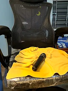 Bee sweet online show from December 2025 09:20:02 PM