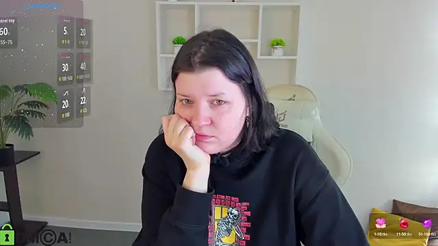 Michele Greenn online show from November 2025 01:08:01 AM