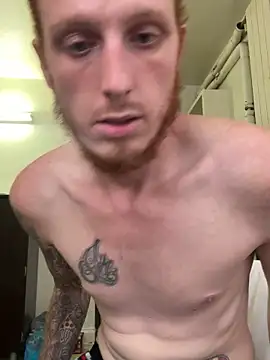 Snapshot of BIGxRED chatting on September 2025 10:12:01 PM BIGxRED online show from September 2025 10:12:01 PM