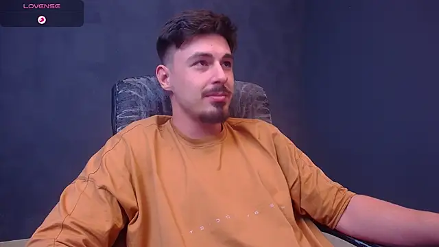 EnzoRace online show from December 2025 08:46:01 PM