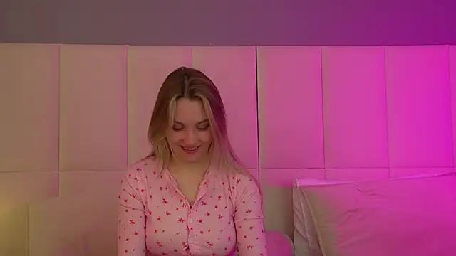 StacyEvances online show from January 2026 06:13:02 PM