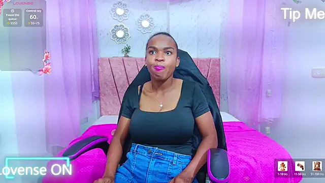 mia  thomson  online show from April 2026 02:42:01 AM