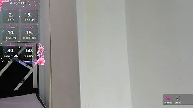 iisabella noa online show from October 2025 01:31:02 PM