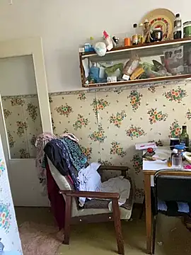 Justagirl1 online show from August 2026 01:24:02 PM