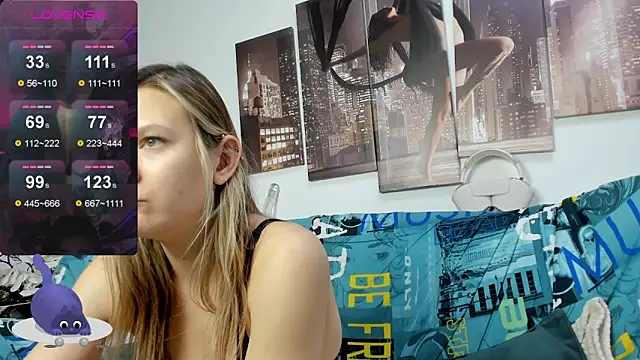 Sunny Sammy online show from October 2025 01:17:02 AM