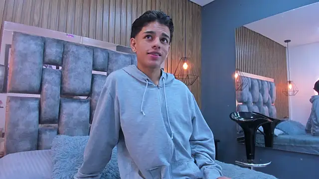 owen  johnson online show from January 2026 11:37:02 AM