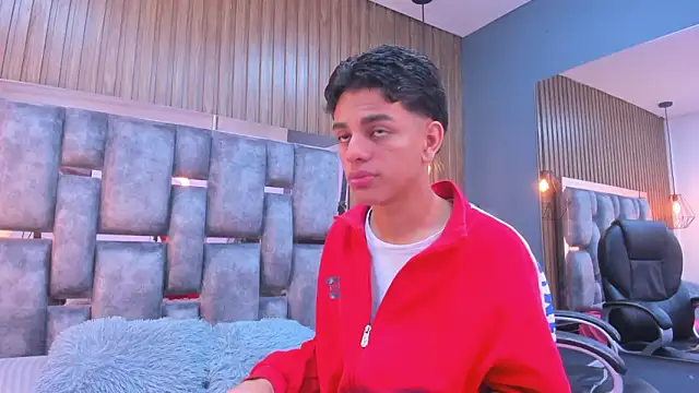 owen  johnson online show from March 2026 12:00:02 PM