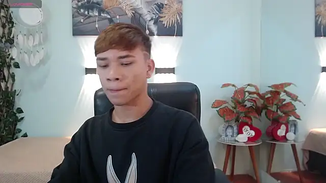 nathanclay online show from December 2025 03:34:01 AM