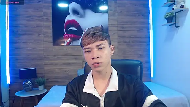 nathanclay online show from February 2026 03:22:02 AM