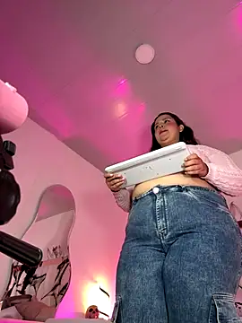 SamanthaDiamonds  online show from October 2025 12:29:01 AM