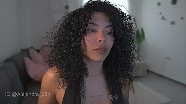 Snapshot of kyria_1 chatting on January 2026 10:12:02 PM kyria 1 online show from January 2026 10:12:02 PM