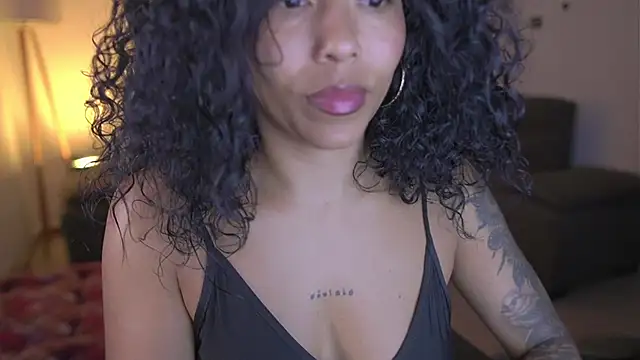 Snapshot of kyria_1 chatting on July 2026 04:07:02 AM kyria 1 online show from July 2026 04:07:02 AM