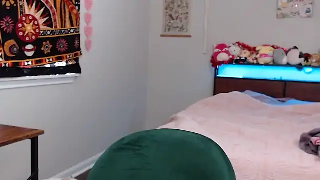 Cherribombzz online show from February 2026 03:24:02 PM