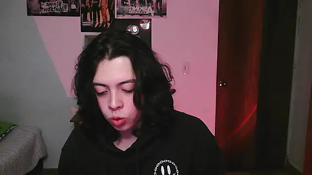 Snapshot of Deny__v chatting on April 2026 01:17:01 AM Deny v online show from April 2026 01:17:01 AM