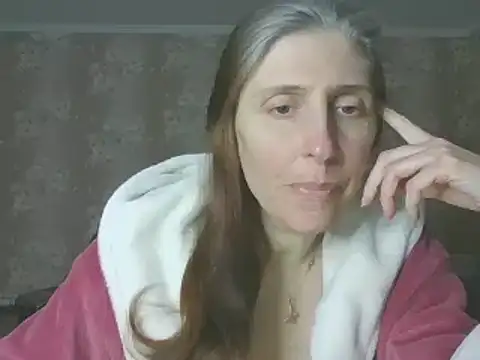 CandiCole online show from April 2026 12:22:02 PM