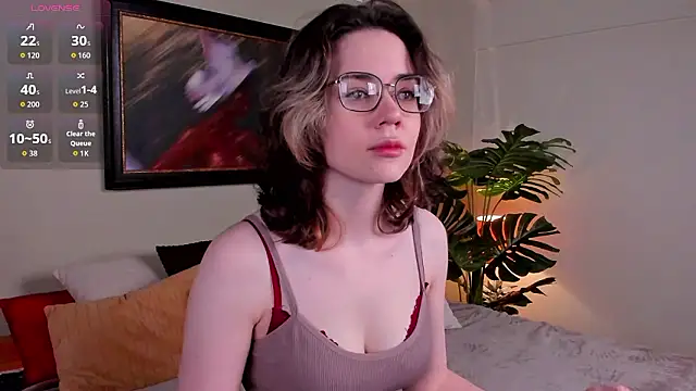 Sunny Teaze online show from February 2026 07:27:01 AM