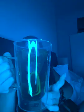 AlitaNova online show from November 2025 09:14:01 PM