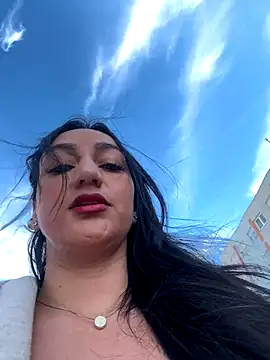 Ninabigtitied online show from September 2025 02:53:02 PM