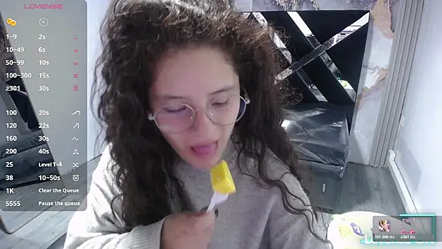 Snapshot of Velvet_Moon_V chatting on February 2026 12:30:01 PM Velvet Moon V online show from February 2026 12:30:01 PM