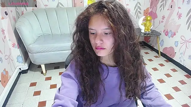 Snapshot of Velvet_Moon_V chatting on February 2026 01:05:01 PM Velvet Moon V online show from February 2026 01:05:01 PM