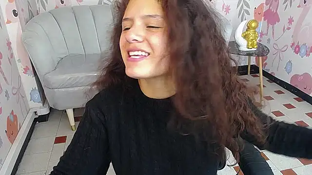 Snapshot of Velvet_Moon_V chatting on February 2026 01:10:01 PM Velvet Moon V online show from February 2026 01:10:01 PM