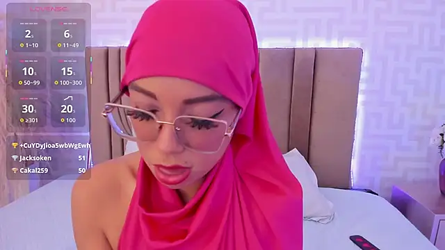 Snapshot of naishaa_ chatting on June 2026 12:32:02 AM naishaa online show from June 2026 12:32:02 AM