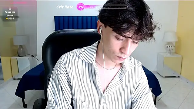 RoberthAlv online show from February 2026 01:51:01 PM