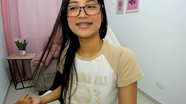 SeraphineCute online show from September 2025 07:19:02 PM