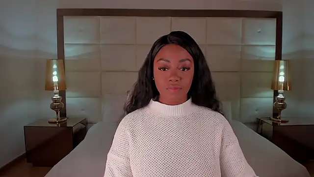 Emmy jacksson online show from November 2025 07:54:01 PM