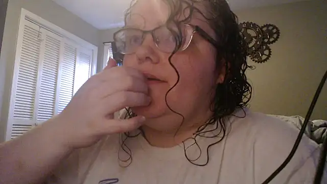 TheMistyPrice online show from November 2025 01:00:01 PM