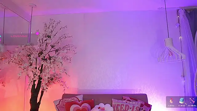 JadeSummerr online show from March 2026 11:37:01 AM