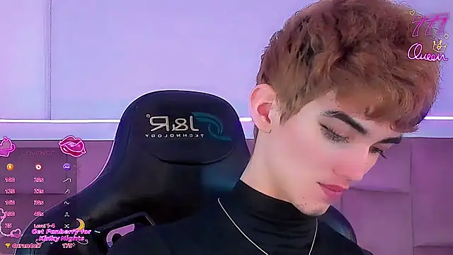 Baby FenixTS online show from March 2026 11:47:01 AM