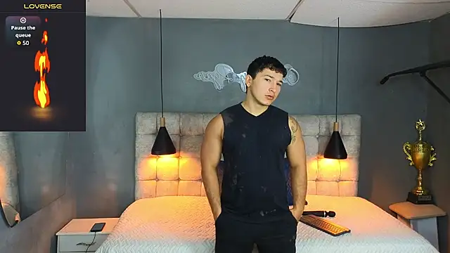 Snapshot of Horny_nick18 chatting on September 2025 02:32:01 PM Horny nick18 online show from September 2025 02:32:01 PM