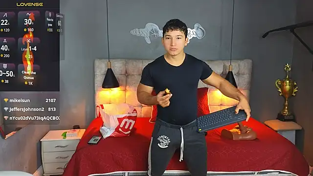 Snapshot of Horny_nick18 chatting on October 2025 12:58:01 PM Horny nick18 online show from October 2025 12:58:01 PM