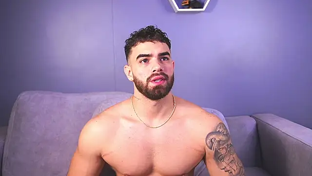 Paul Phoenix online show from October 2025 07:25:01 PM