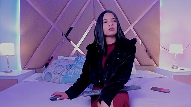 BelhaLawuo online show from February 2026 08:13:02 PM