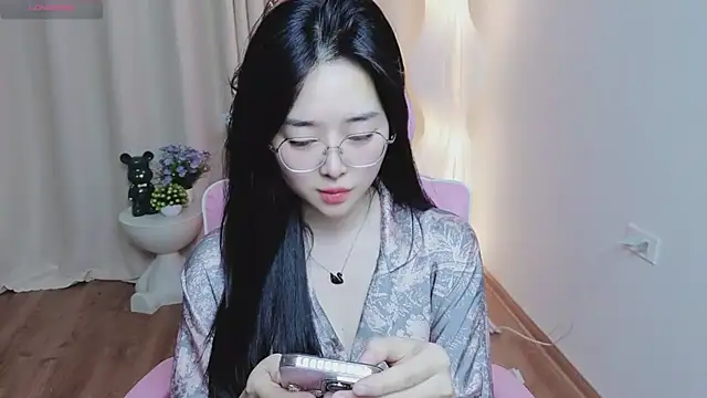 Miu-999 online show from December 2025 02:13:01 PM