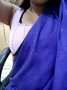 Snapshot of monika_555 chatting on November 2025 08:29:02 AM monika 555 online show from November 2025 08:29:02 AM