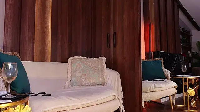 QueenMarX online show from February 2026 07:50:02 PM