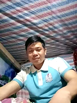 DungLuongg online show from March 2026 01:48:02 PM