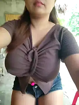 Snapshot of Akira_sera chatting on September 2025 11:48:01 PM Akira sera online show from September 2025 11:48:01 PM