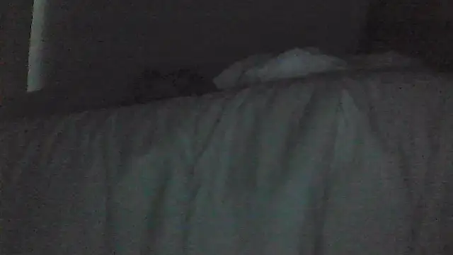 sarahkat86 online show from April 2026 11:06:01 AM