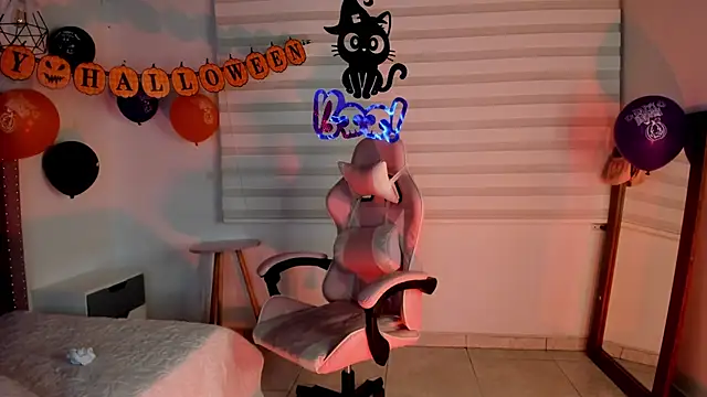 Jade rey  online show from October 2025 03:34:01 AM