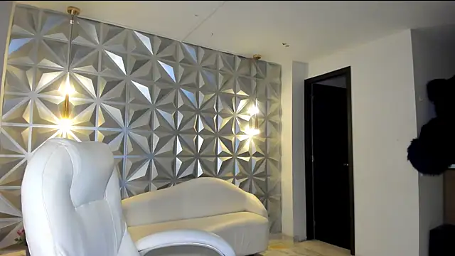 hellen tease online show from April 2026 12:47:01 PM