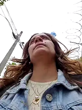 aytanna torrez online show from November 2025 03:24:02 PM