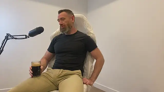 TheDonnyBasilisk online show from May 2026 07:04:01 PM
