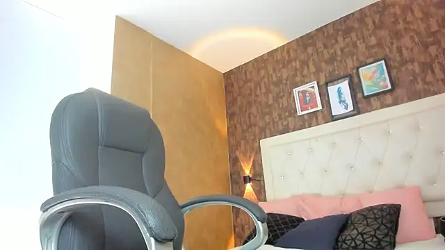 sweet  vanessa1 online show from March 2026 07:41:01 PM