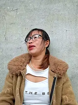 Snapshot of ngocngoc_cute chatting on October 2025 01:11:01 AM ngocngoc cute online show from October 2025 01:11:01 AM